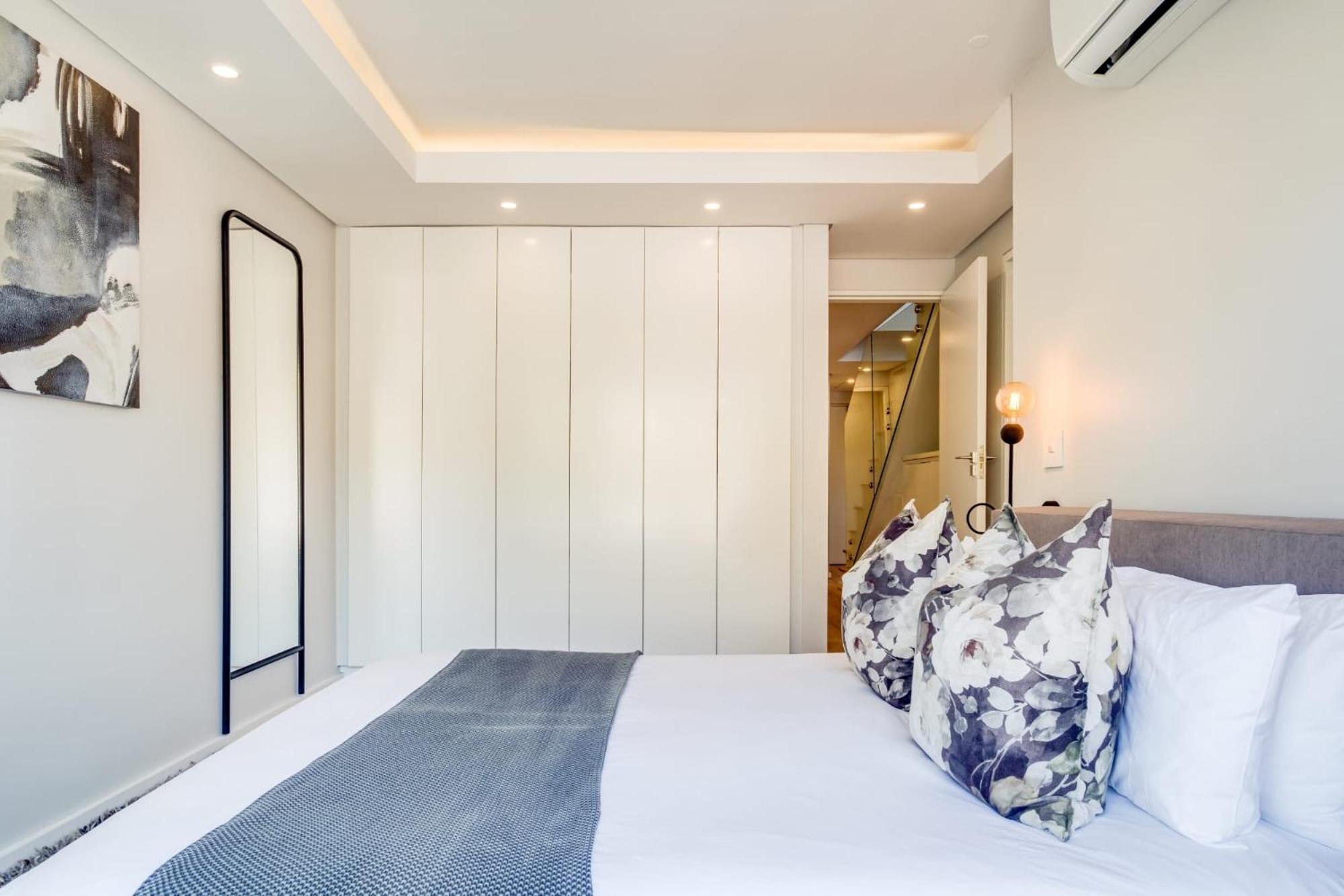 Belle Vue Penthouse Apartment *